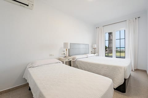 Bedroom, Garden view, Sea view, air conditioner