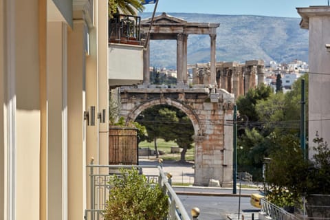 Neighbourhood, Balcony/Terrace, City view, Landmark view, Street view