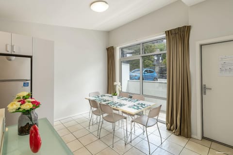 Lake View Greenstone Apartment Two Apartment in Queenstown