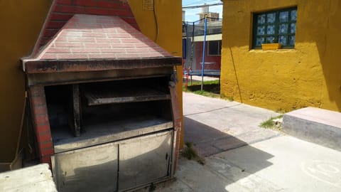 Patio, BBQ facilities