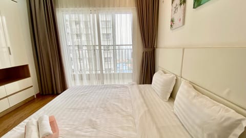 Sunrise City 3 Bed Room Condo in Ho Chi Minh City