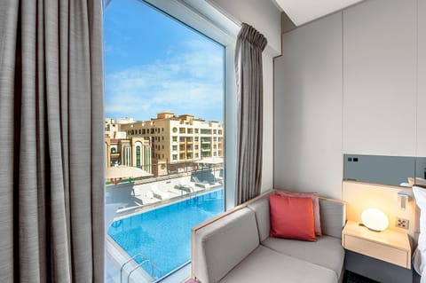 Bedroom, Pool view