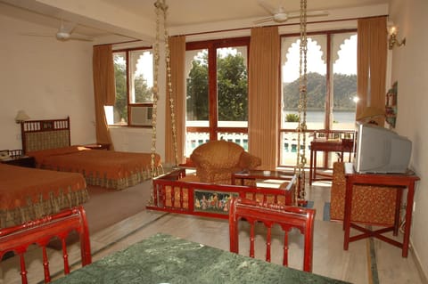 Jaisamand Island Resort Resort in Gujarat