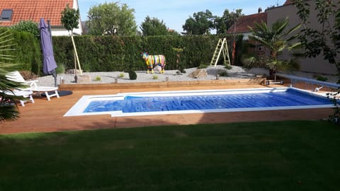 Pool view, Swimming pool