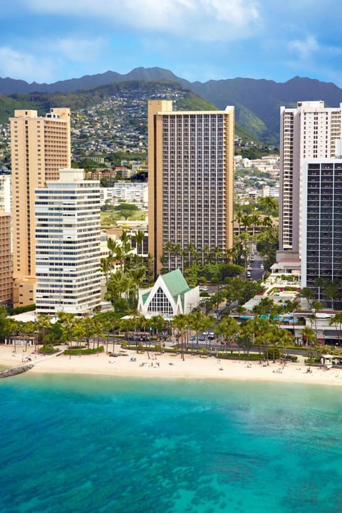 Hilton Waikiki Beach Resort in Honolulu