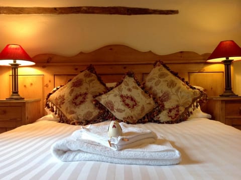 Slapton Manor Bed and Breakfast in Cherwell District