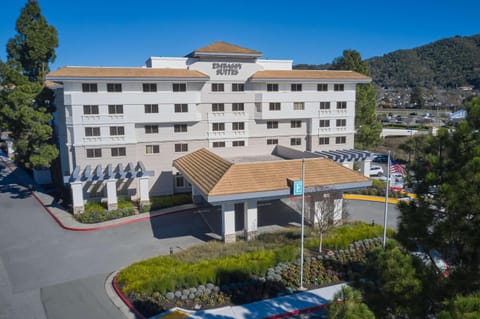 Embassy Suites by Hilton San Rafael Marin County Hotel in San Rafael