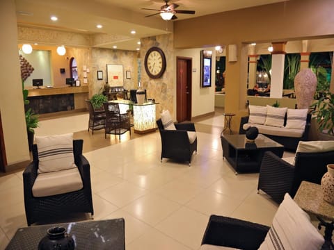 Living room, Lobby or reception