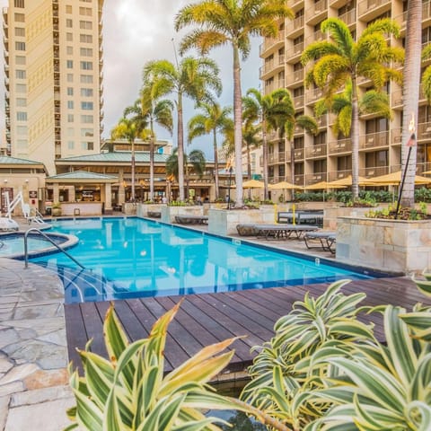 Embassy Suites by Hilton Waikiki Beach Walk Resort in Honolulu