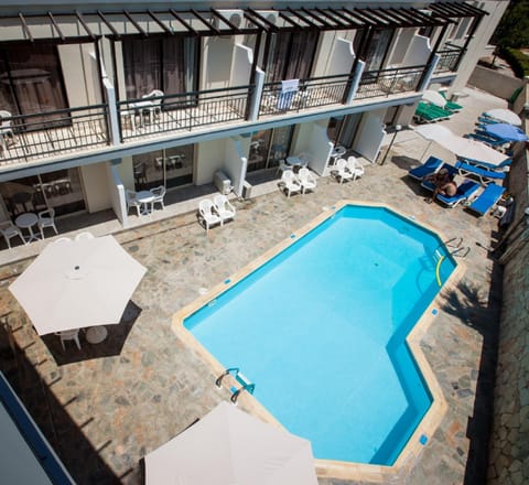 Crystallo Apartments Aparthotel in Paphos