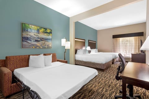 Best Western Plus McDonough Inn & Suites Motel in McDonough
