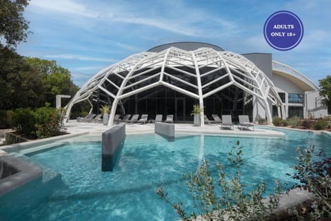 Spa and wellness centre/facilities, Garden view, Pool view, Swimming pool