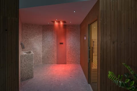 Sauna, Spa and wellness centre/facilities