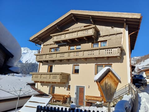 Haus Dilitz-Theiner - Bachblüte Apartment in Trentino-South Tyrol