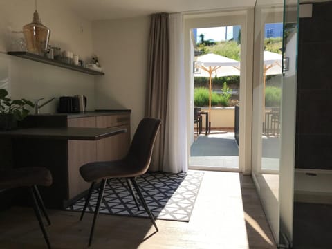 Balcony/Terrace, Garden view