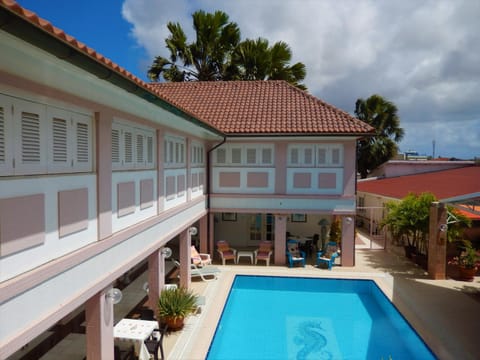 Kamerlingh Villa Übernachtung mit Frühstück in Oranjestad