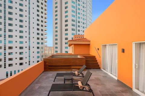 Hot Tub, Balcony/Terrace