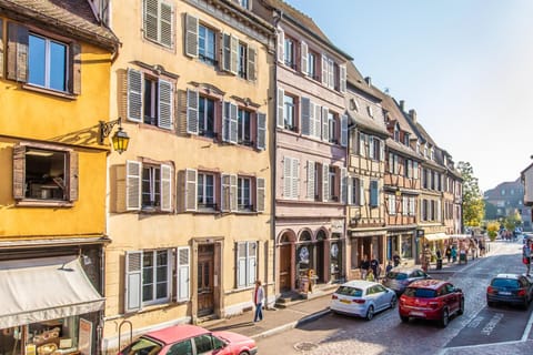 Property building, Neighbourhood, City view, Street view