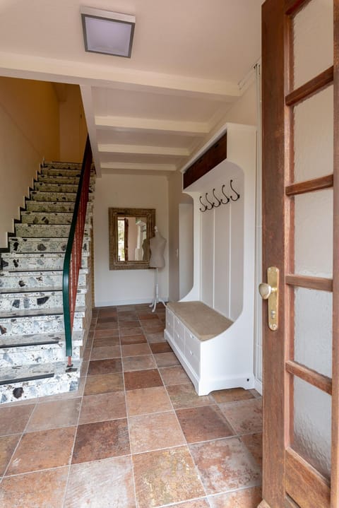 Alte Schule unter Reet- Klassenzimmer Apartment in Nordfriesland