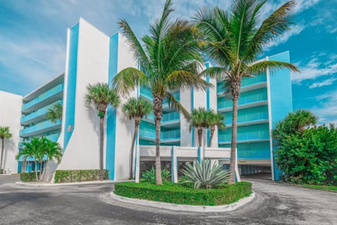 Turtle Reef Club by Capital Vacations Apartment hotel in Hutchinson Island