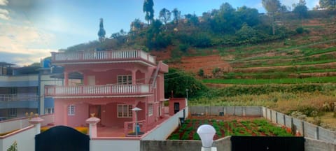 Chill Inn - Families Only Hotel in Ooty