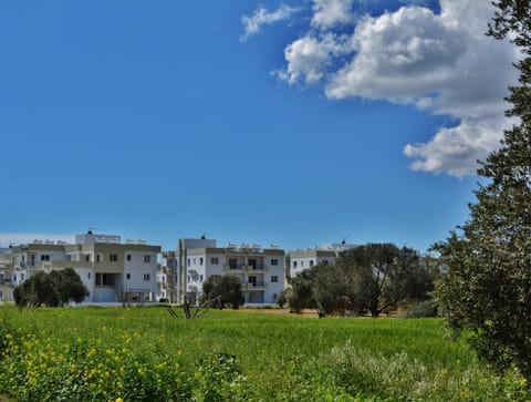 Oceania Bay Village Apartment hotel in Larnaca District