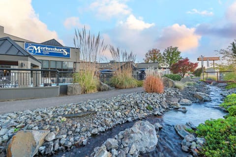 Hells Canyon Grand Hotel, an Ascend Hotel Collection Member Hotel in Lewiston