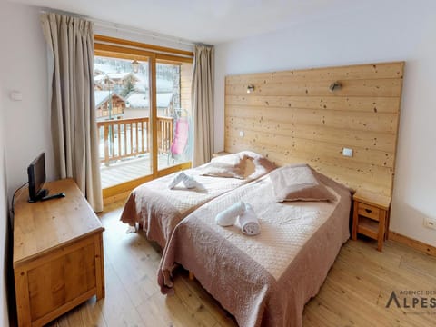 Chalet haut de gamme 8 chambres avec sauna à 250m des pistes, St Martin de Belleville - FR-1-452-75 Apartment in St Martin Belleville