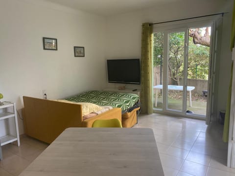 Joli studio avec parking à 2 min à pied de la plage Apartment in Argeles-sur-Mer