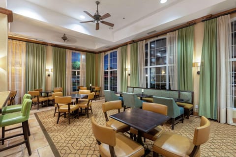 Hampton Inn & Suites-Austin Airport Hotel in Montopolis
