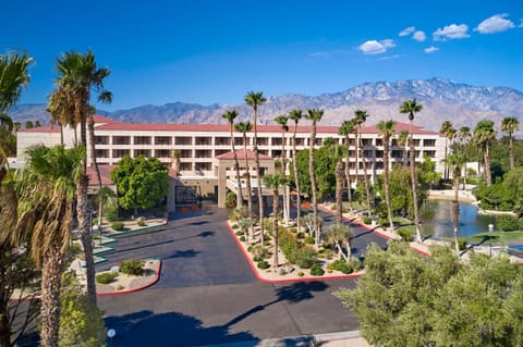 DoubleTree by Hilton Golf Resort Palm Springs Resort in Cathedral City