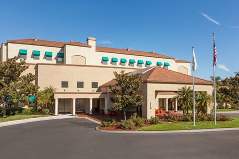 Embassy Suites by Hilton Temecula Valley Wine Country Hotel in Temecula