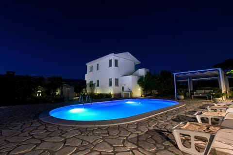 Holiday house Diadora Villa in Zadar County