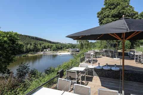 Balcony/Terrace, Lake view