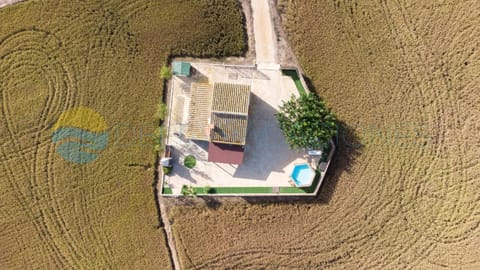 Illa - Casa rural aislada con piscina y cerca playa de la Marquesa -Deltavacaciones House in Montsià