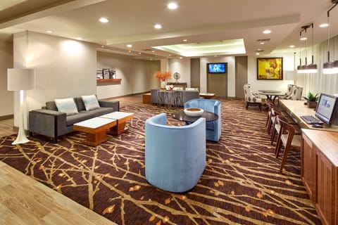 Communal lounge/ TV room, Lobby or reception, Seating area