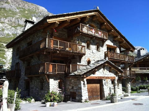 Chalet l'Avalin Condo in Val dIsere