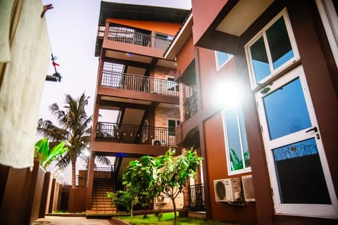 Homey Lodge Hotel in Kumasi
