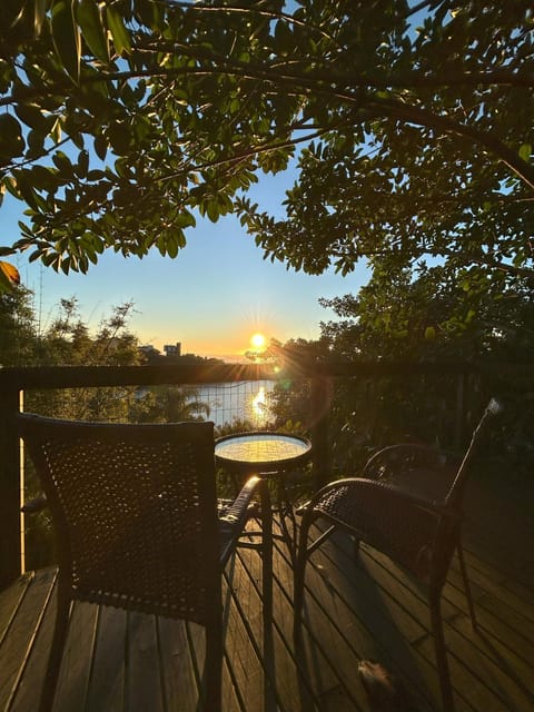 View (from property/room), Lake view, Sea view