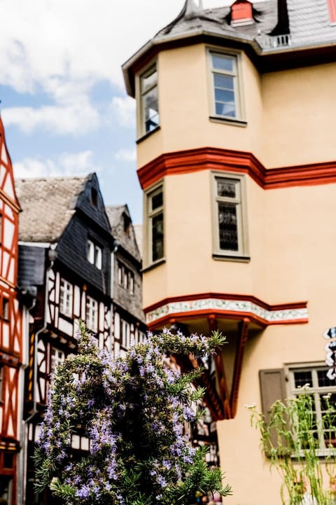 Weinhaus Schultes Inn in Limburg