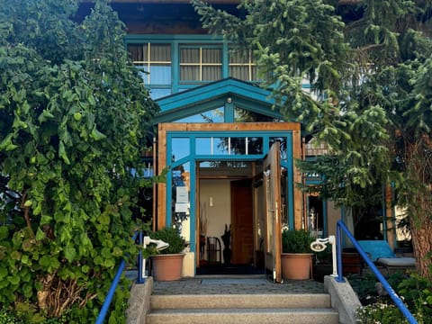 Property building, Facade/entrance