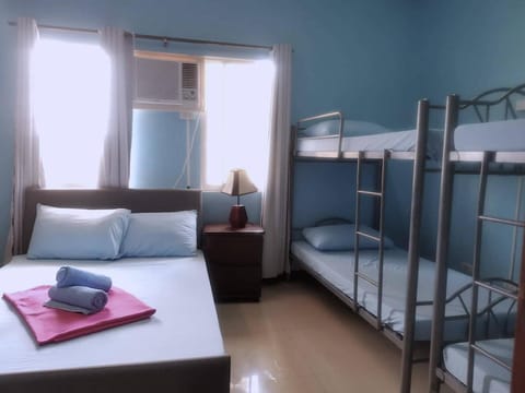 The Runway Inn - Mactan Cebu Hostel in Lapu-Lapu City