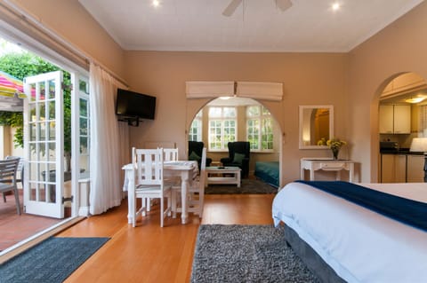 Margate Place Guest House Bed and Breakfast in Port Elizabeth
