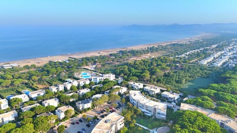 Sunny Beach Apartments - 126 Appartamento in Tirana County, Albania