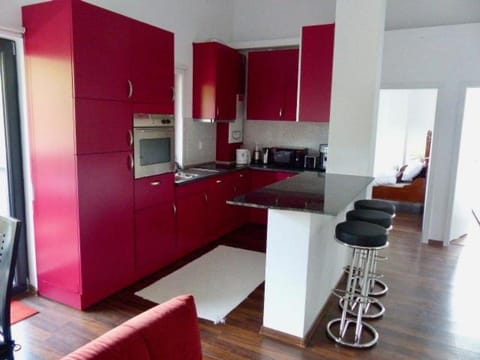 Modern, deluxe apartment in rural part of Floresti, Cluj-Napoca Apartamento in Cluj-Napoca