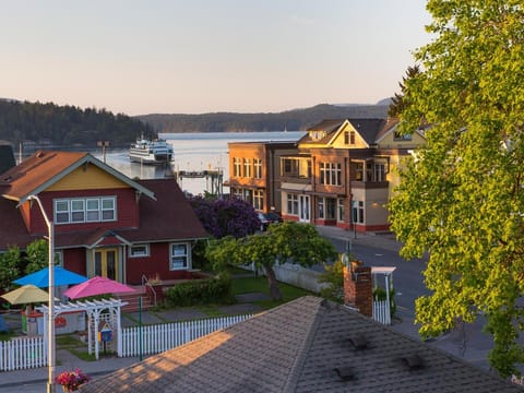 The Web Suites Haus in Friday Harbor