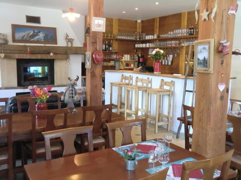 Auberge du Pont de l'Alp Inn in Le Monêtier-les-Bains