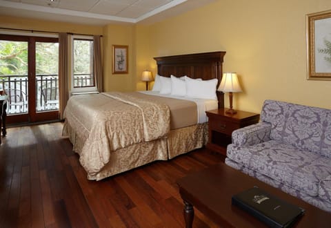 Ocean Inn & Suites Hotel in Saint Simons Island
