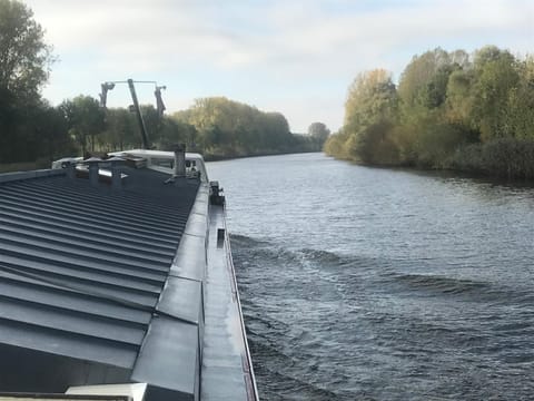 BlackPearl Boat&Breakfast Bed and Breakfast in Zeeland, Netherlands
