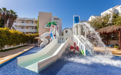 Aqua park, Swimming pool